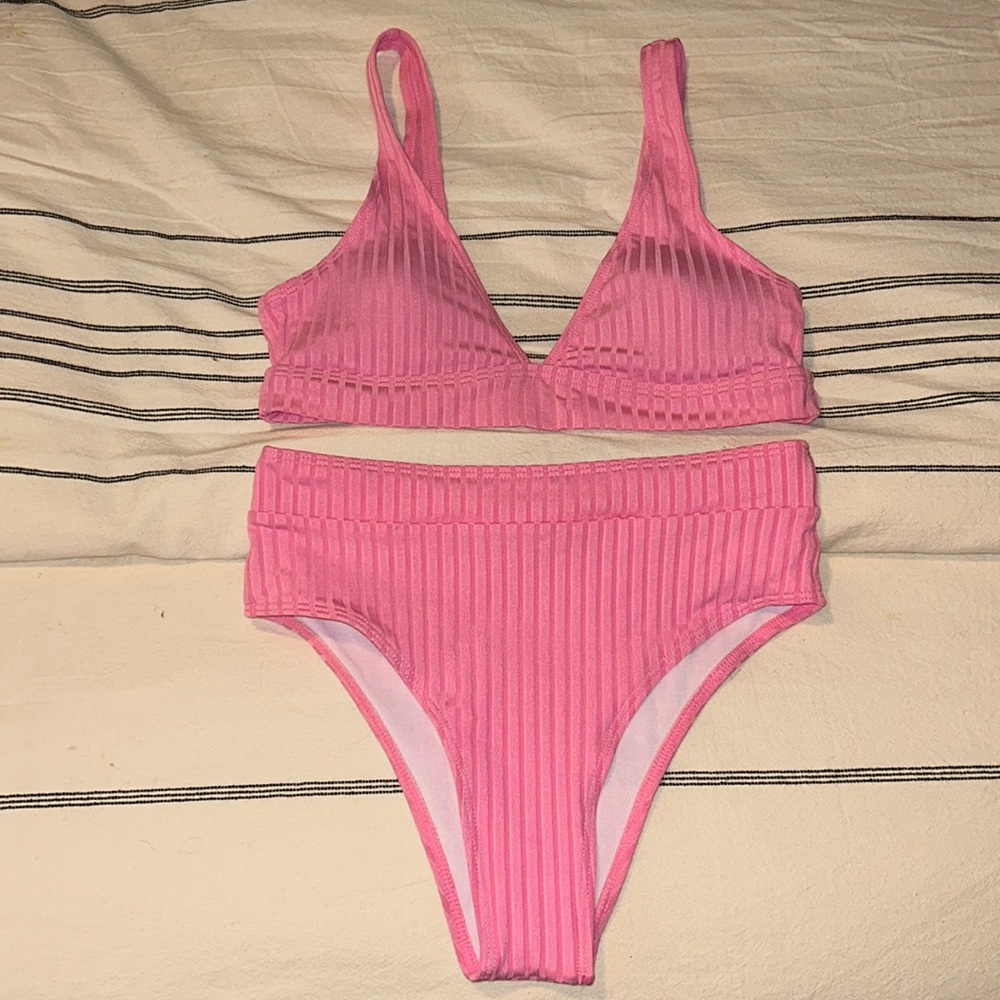 Bubblegum pink bikini